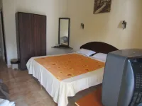 Hotel Riverside - Bed and Breakfasts