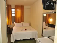 Hotel Plaza Riazor Hotels near Museu da República