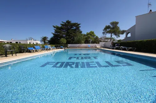 Hostal Port Fornells - Pensions