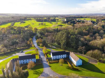 Castlemartyr Holiday Mews 2 Bed by Trident Holiday Homes Hotels in Midleton