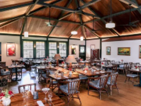 キラウェア ロッジ アンド レストラン ボルケーノのホテル