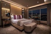 Sahara Las Vegas - Mountain view