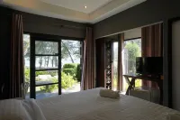 Bayview Resort Rayong Hotels in Mueang Rayong District