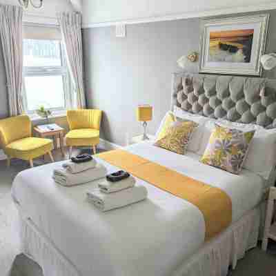 Sunnycroft Private Hotel Rooms