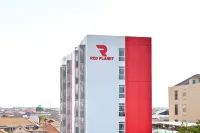 Monoloog Hotel Surabaya