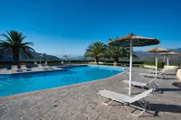 Chrissa Camping Rooms & Bungalows - Pools