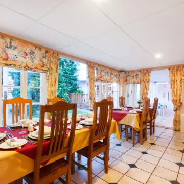 Heugh Road Guest House Отели рядом с достопримечательностью «Форт Фредерик»