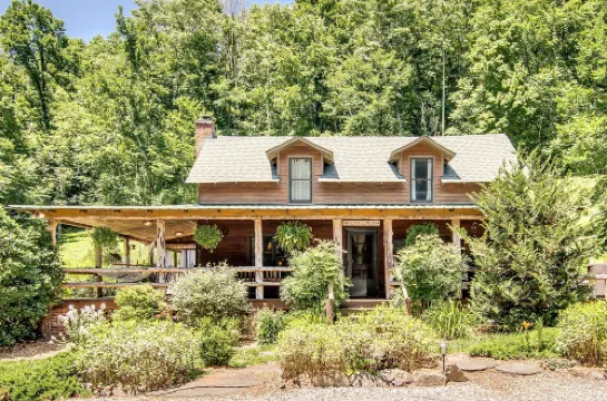 Butterfly Hollow B&B