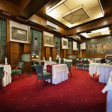 Brioni Suites