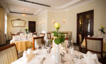 Hotel & Restaurant Goldener Pflug