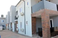 Habbot Luxury Apartment Hotel di 