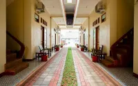 Oemahku Guest House Syariah Hotels in Kendal