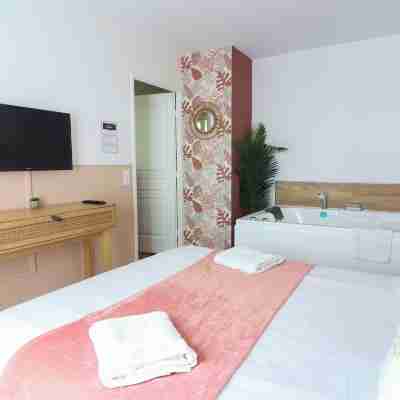 123Home- Garden & Spa Rooms