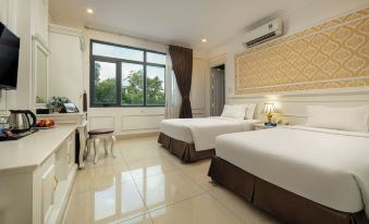 Toan Thang Hotel by Bay Luxury