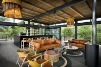 Mbazo Safaris - Lodges