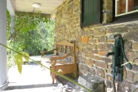 Luxury Pet Friendly Chalet in Bièvre Near Forest