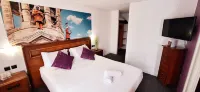 Brit Hotel Confort Cambrai Hotel a Creveceur-sur-l'Escaut
