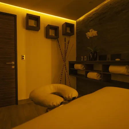 Hotel Abastos Plaza