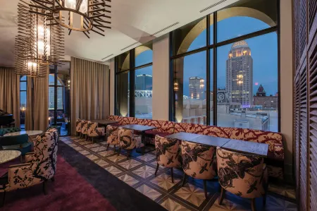 Hotel Bourre Bonne Louisville, Curio Collection by Hilton Отели рядом с достопримечательностью «T3»