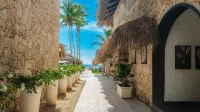 Tribe Resorts Hotels in Guayacanes