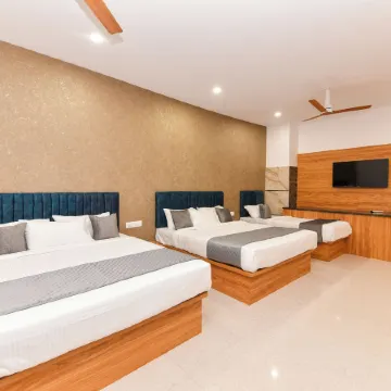 Hotel Shine International