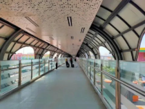 德里大都會住宿