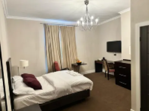 Green Ariana Hotel & Restaurant