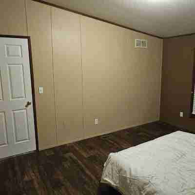 114 Dolphin Harbor N Rooms