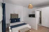 Summer Residence - Sea View Retreat in Provatas, Milos