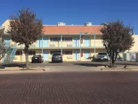 Warrick Plaza Inn Hotels near The Museum of the Llano Estacado