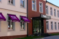 フェアホテル メンデル博物館周辺のホテル