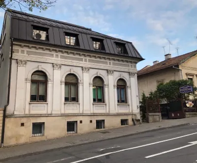 Pensiunea Vidalis Hotels near Observatorul Astronomic