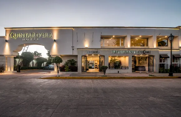 金塔里維拉酒店