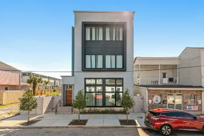 The Revelry Hotels in Central City