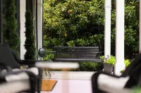 Rose Hill Inn Hotels in Versailles