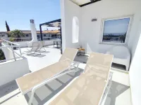 Adelos Maisonette Near Vouliagmeni Beach