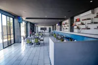 Urban Bliss Hotel - breakfast