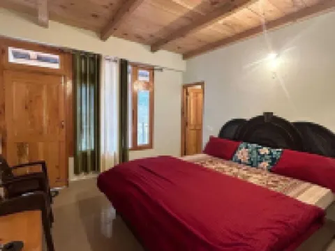 New Brahma Guesthouse Hotels in Sosan
