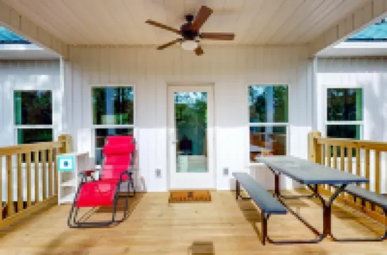 Beachside Bliss at Driftwood Cottage - Unit 1