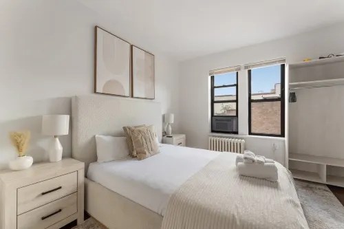 Charming Studio with Rooftop Access and Cozy Amenities - Tranquil Escape