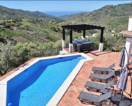 Villa El Dorado B&B and Wellness Hoteles en Cómpeta