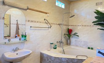 Bush Adventure Guest House