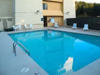 La Quinta Inn & Suites by Wyndham Atlanta Roswell Hotels in Roswell