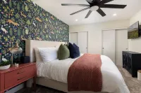 Your Own 5Br/3BA Resort - Pool, Spa, Fire Pit, Grown up Swings