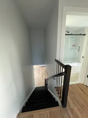 Stunning 10-Acre Luxury Retreat Breathtaking Views – 4Br, 4BA Near NYC & Warwick