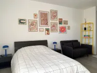 Studio Colonel à Rochefort - Proche Thermes + Parking privé X1f697; Hotels in Rochefort