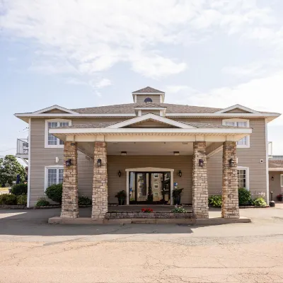 Canadas Best Value Inn and Suites Charlottetown Hotel berhampiran Province House National Historic Site