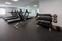 Holiday Inn Express & Suites MERIDEN by IHG - Gym