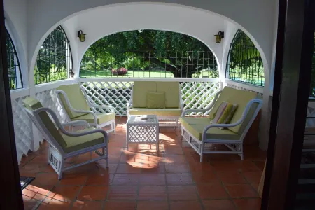 Spacious and versatile 3 Bed Villa with private pool on Sunset Crest, Holetown