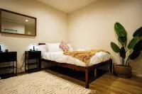 Luxury 2Br Retreat with Glamping Tent Near Universal Studios, Hollywood!!!